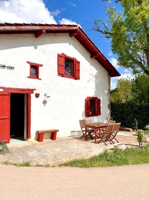 Saint-Jean-le-Vieux  Bergerie Geldi Leku 빌라 외부 사진